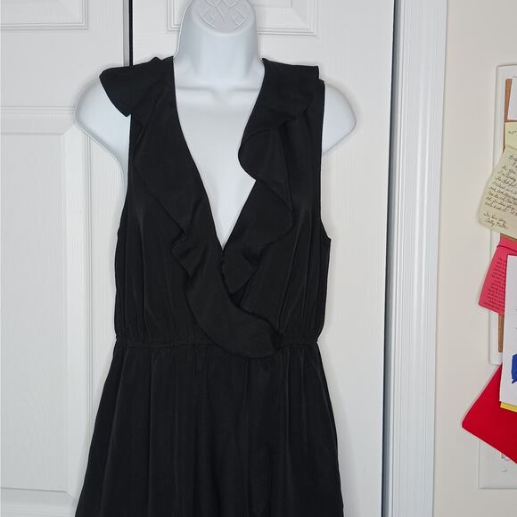 BCBGeneration Black Ruffled Wrap Dress with Pockets NWOT - Picture 6 of 11